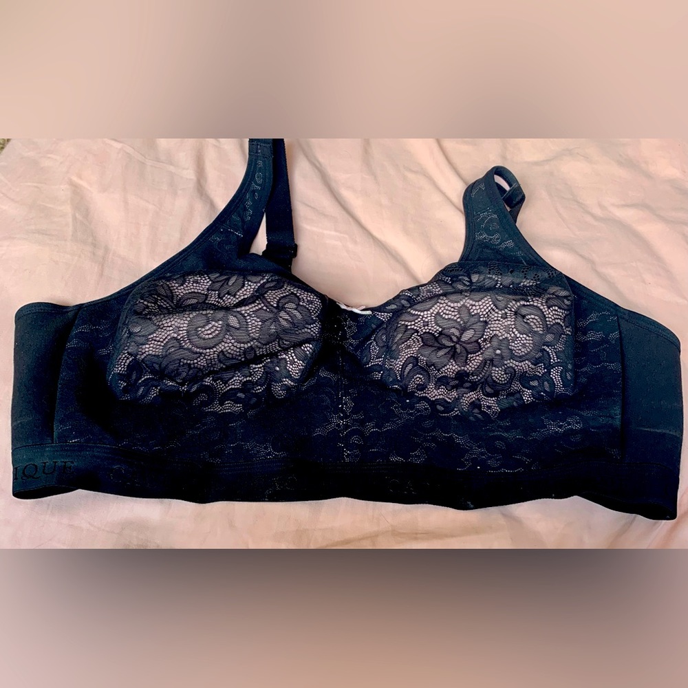Cacique bra size 46DDD black full coverage